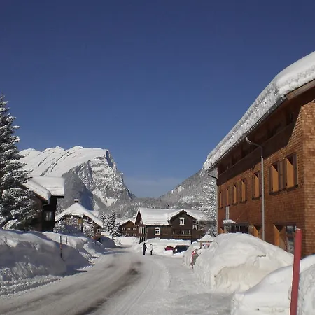 Tre Restaurant Aparthotel